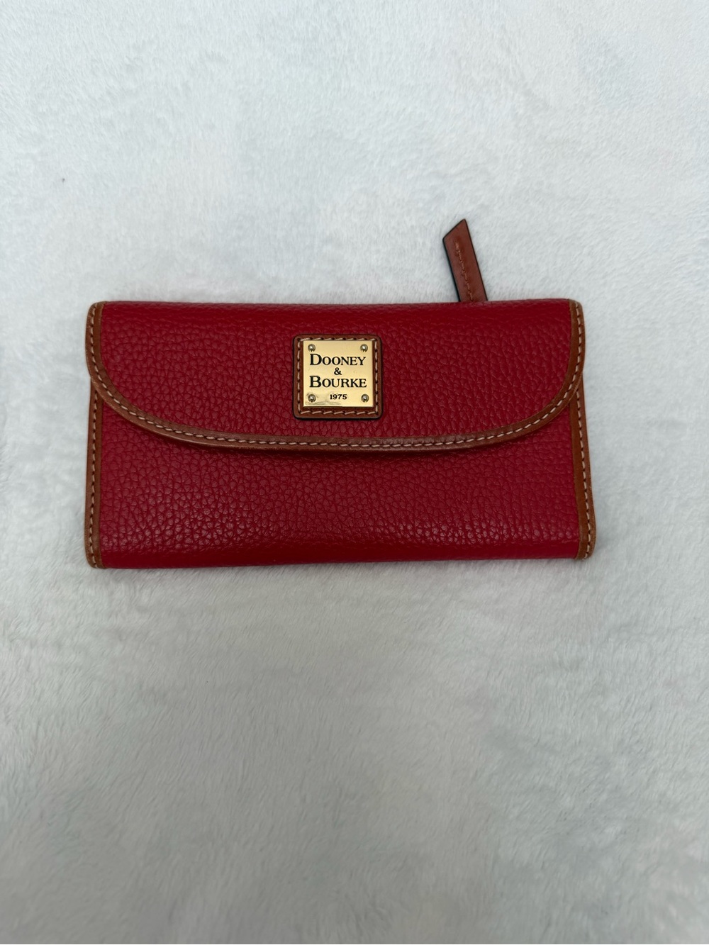 Dooney & Bourke Continental Clutch Wallet